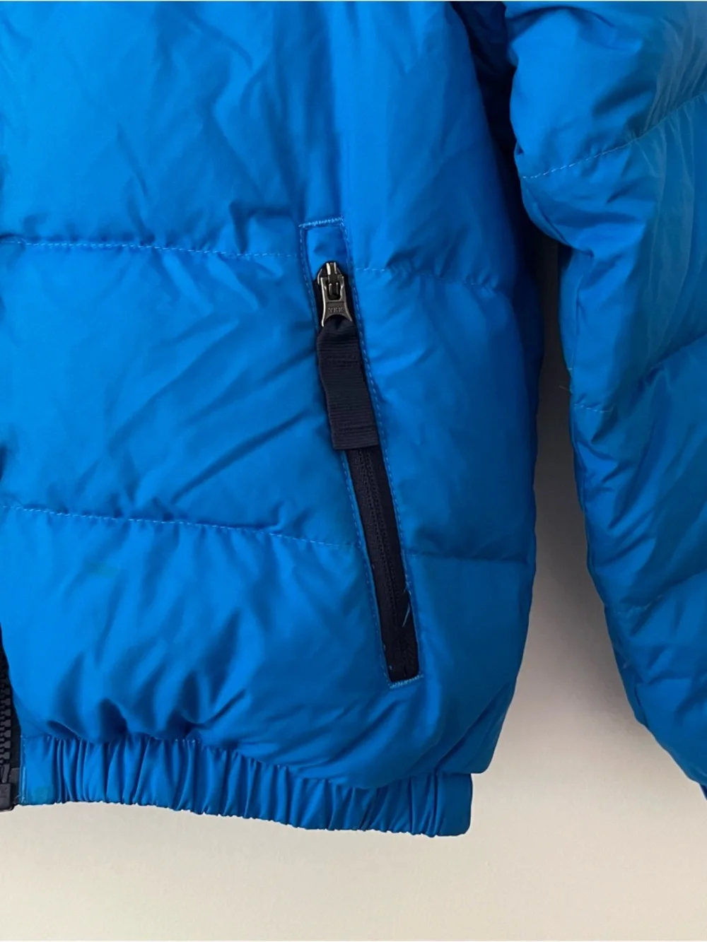 Boys The North Face Down Puffer Jacket XS Blue Lightweight Hooded